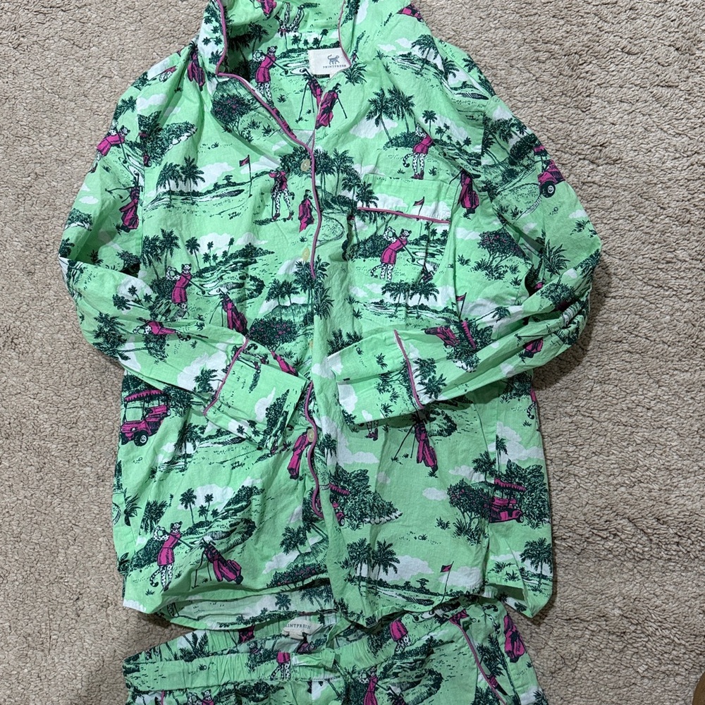 Printfresh Long Cotton PJ Set in the Golf Toile Putting Green pattern size M EUC - Picture 2 of 4